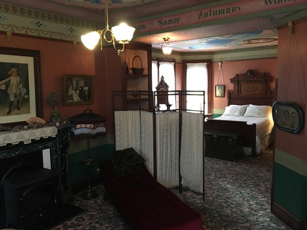 Geiger Victorian Bed And Breakfast Tacoma Eksteriør bilde