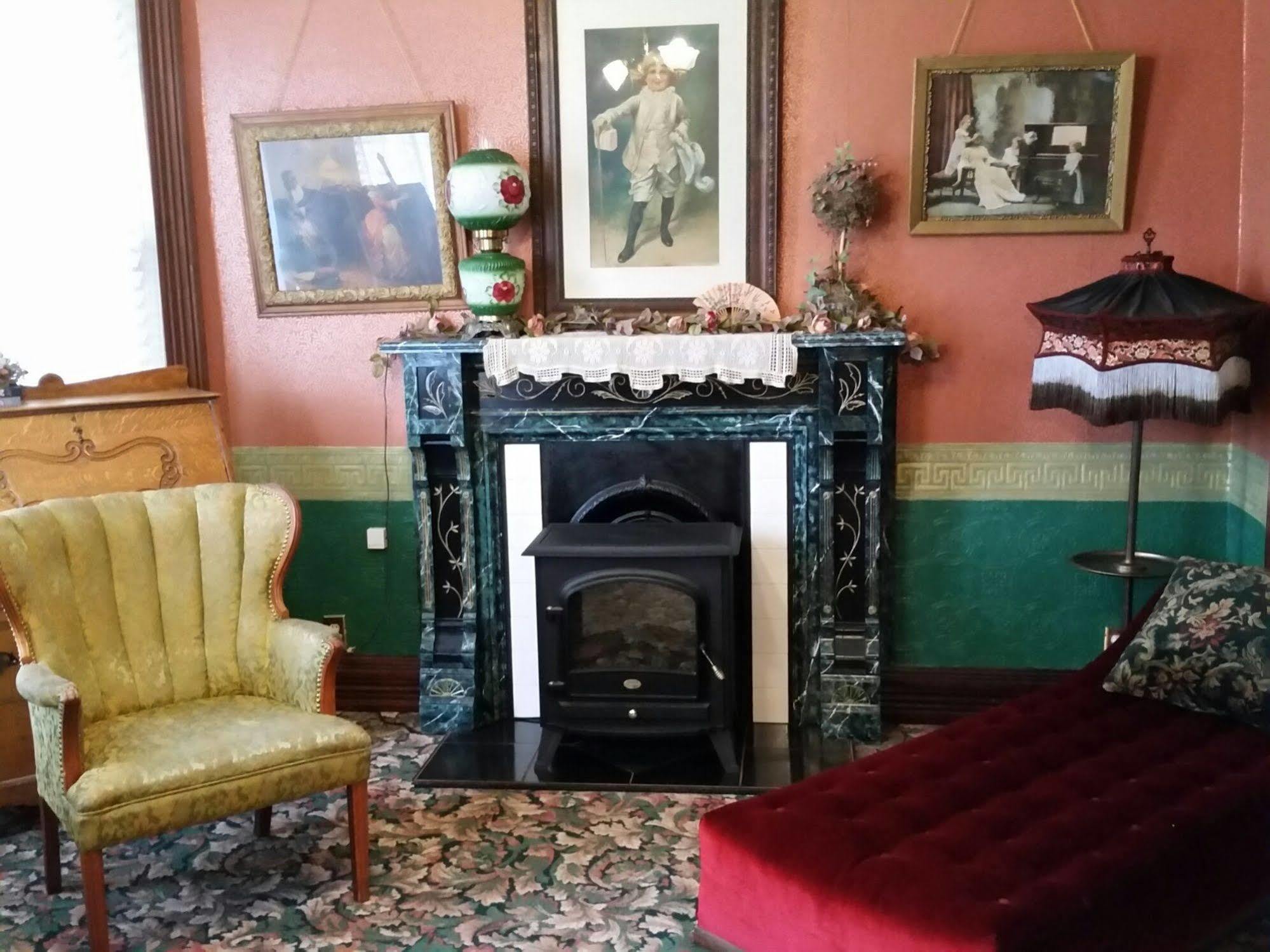 Geiger Victorian Bed And Breakfast Tacoma Eksteriør bilde